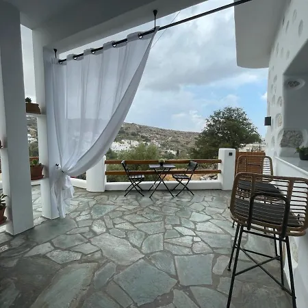 Erinia Luxury *