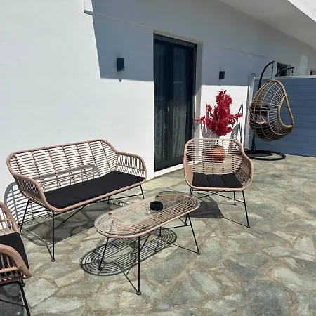 Erinia Luxury Apartment Ano Potamia